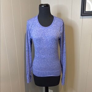 lululemon athletica Women’s Periwinkle Long Sleeve Top